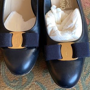 Salvatore Ferragamo Vera shoes navy leather 8